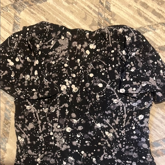 Tory Burch 100% Silk Black & White Splatter Top Size 4 - Picture 6 of 7